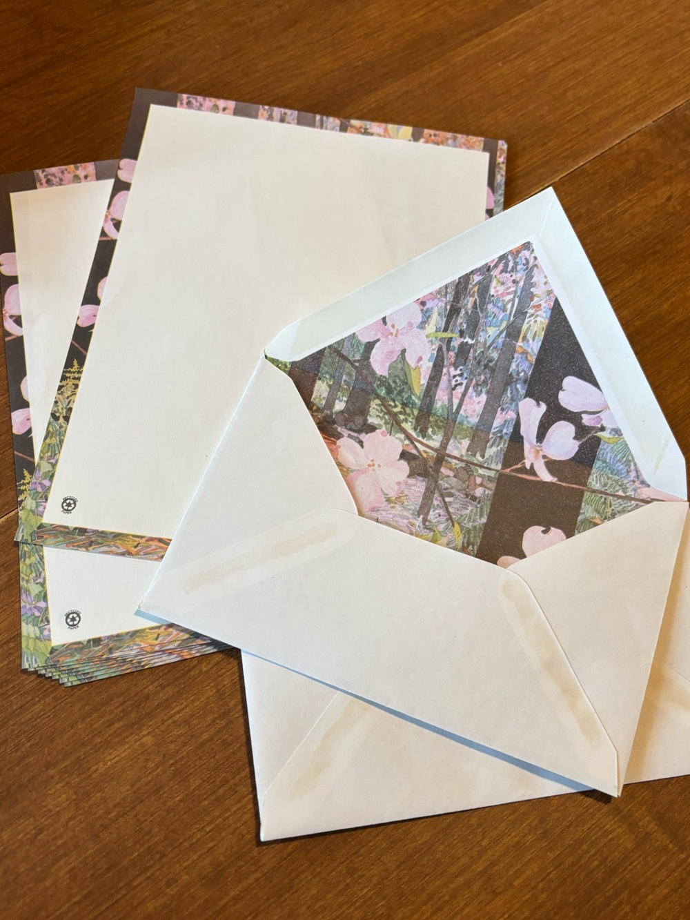P&A boxed stationery with envelopes, made in USA. Flowering dogwood design
